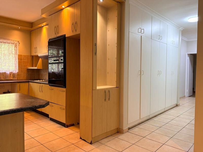 To Let 3 Bedroom Property for Rent in Table View Western Cape